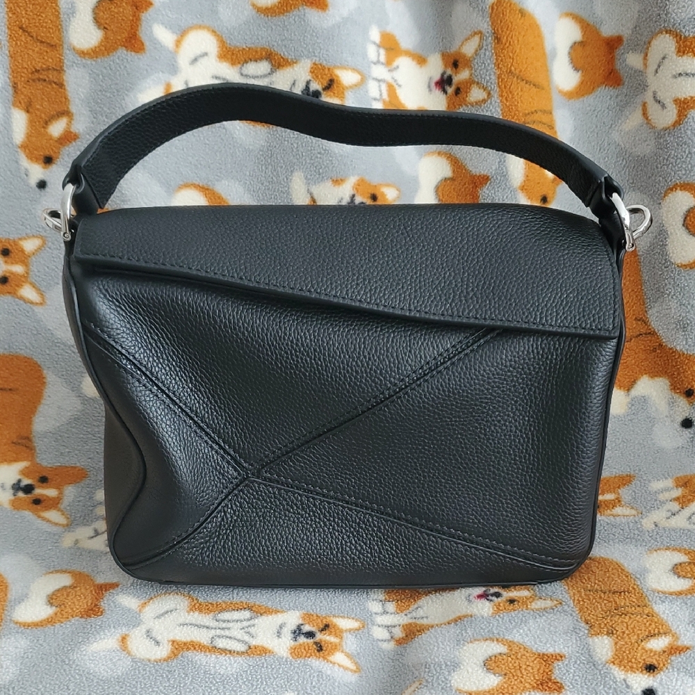 Quince Black Textured Shoulder Bag